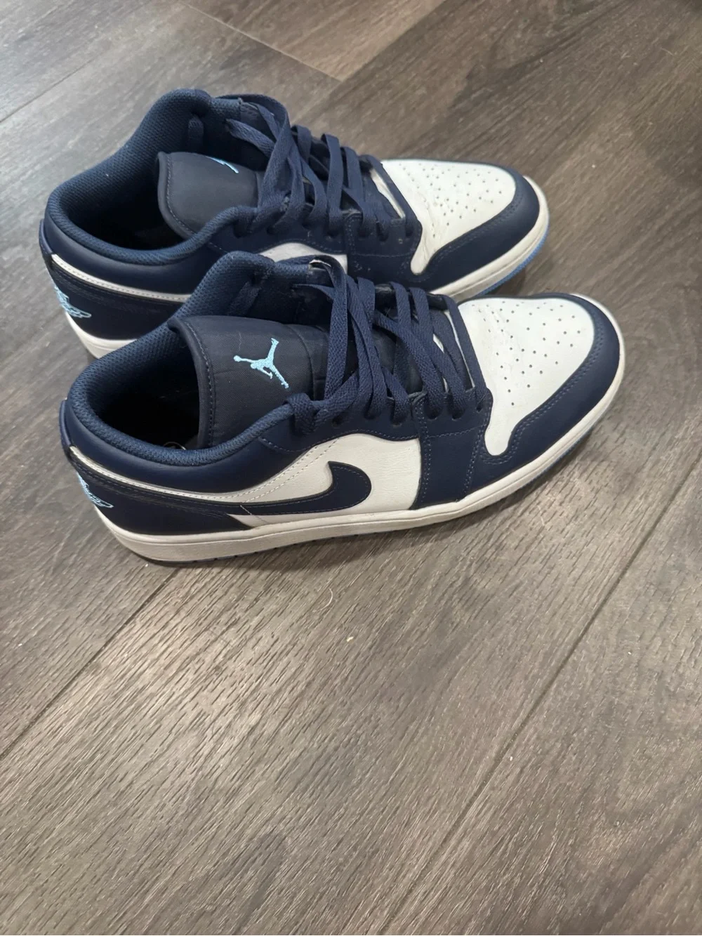 Jordan Low-Top Sneaker - Navy & White